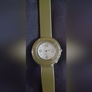 NEW OLIVE GREEN AVON WATCH  (ADJUSTABLE).